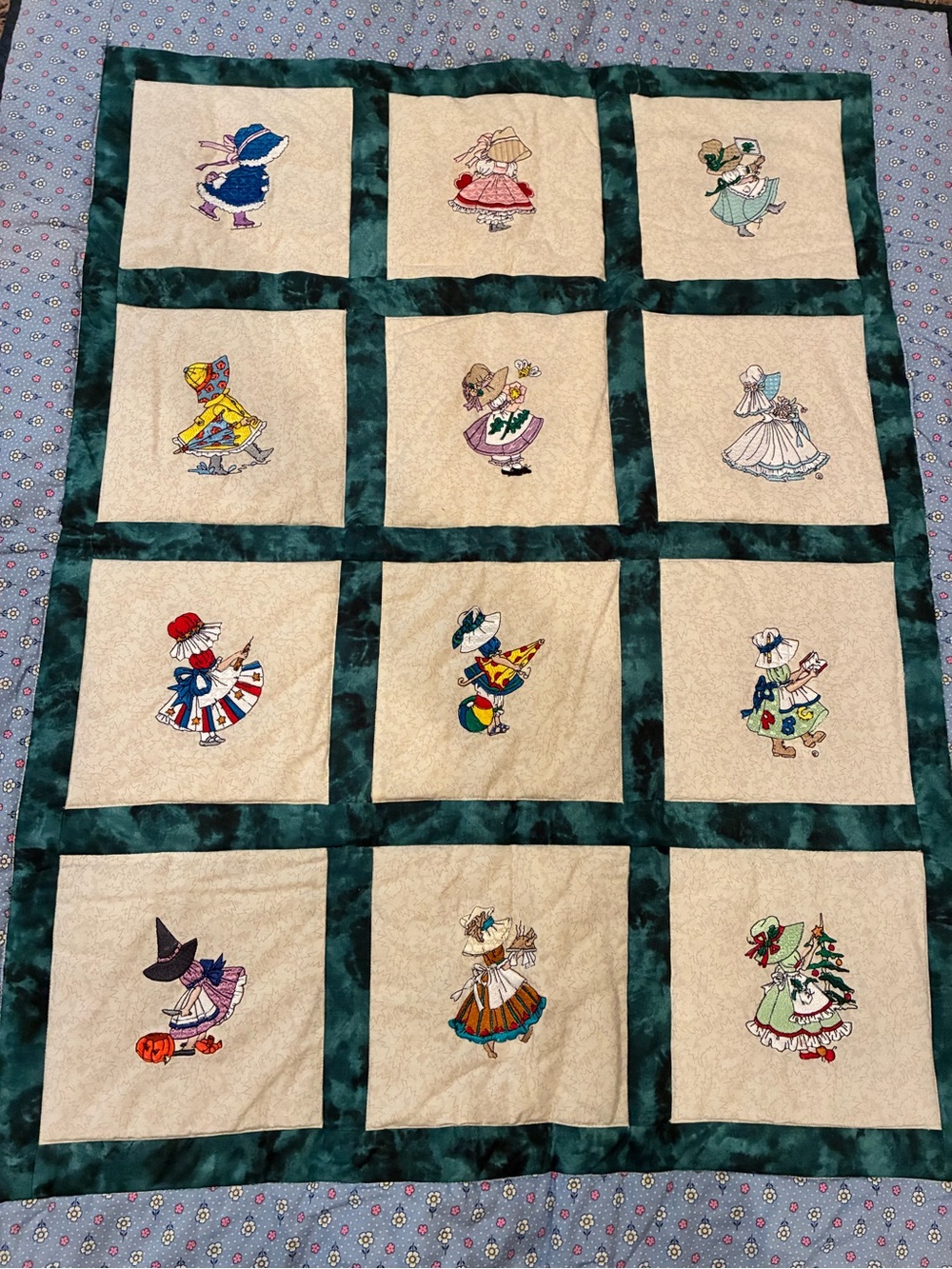 Vintage Sunbonnet Sue Embroidered Wall Hanging Quilt - 12 Months Cottagecore